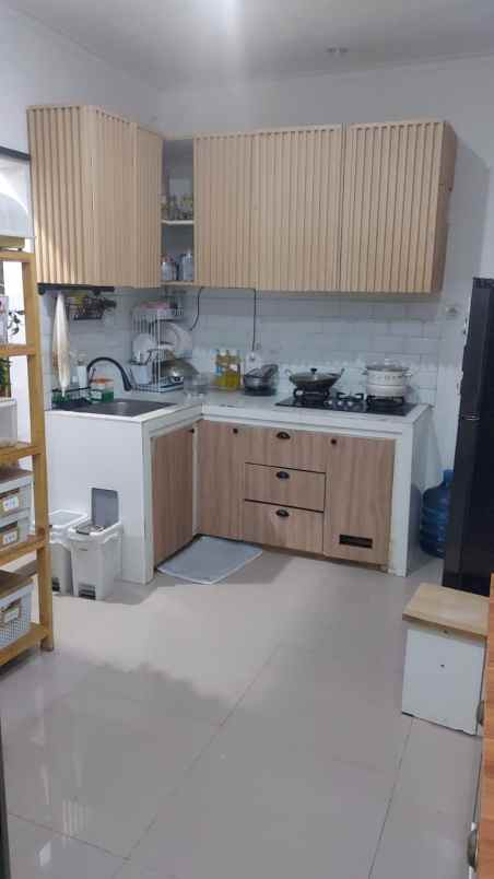 dijual rumah 2 lantai termurah dekat ke kota bandung