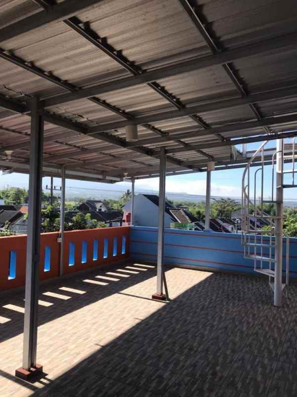 dijual rumah 3 lantai di kota malang free all biaya