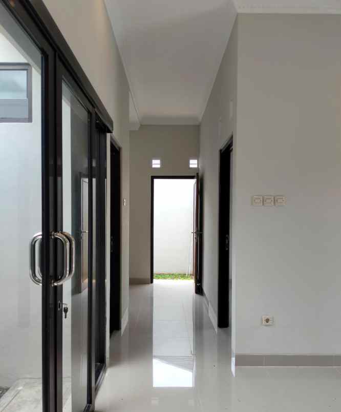 dijual rumah 300 meter jl jogja solo