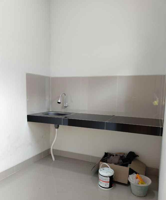 dijual rumah 300 meter jl jogja solo