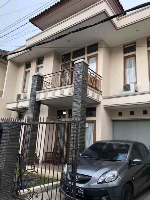 dijual rumah ancol