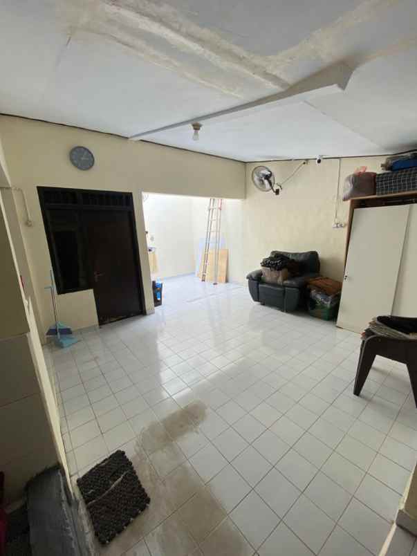 dijual rumah area monang maning denpasar barat