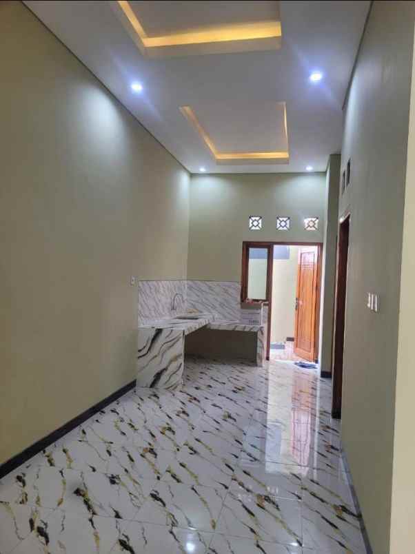 dijual rumah balas klumprik wiyung surabaya