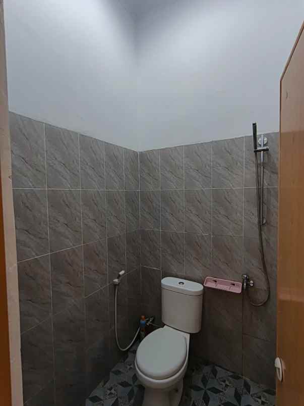 dijual rumah balecatur