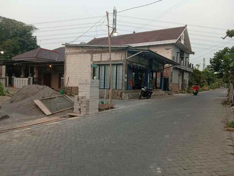 dijual rumah bangetayu