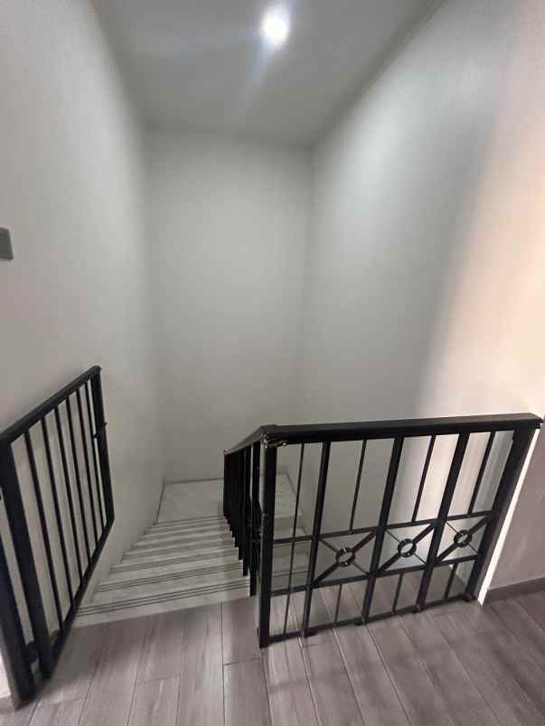 dijual rumah bangun cipta sarana bcs