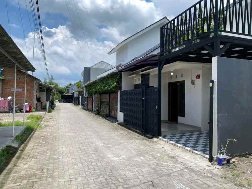 dijual rumah banguntapan jl imogiri timur