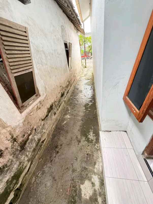 dijual rumah banguny