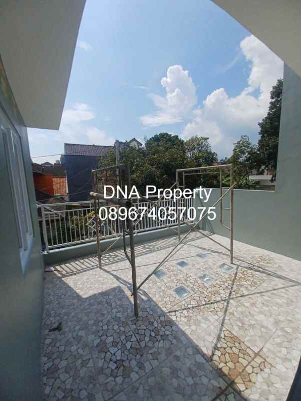 dijual rumah baru 2 lantai di pemkot cimahi