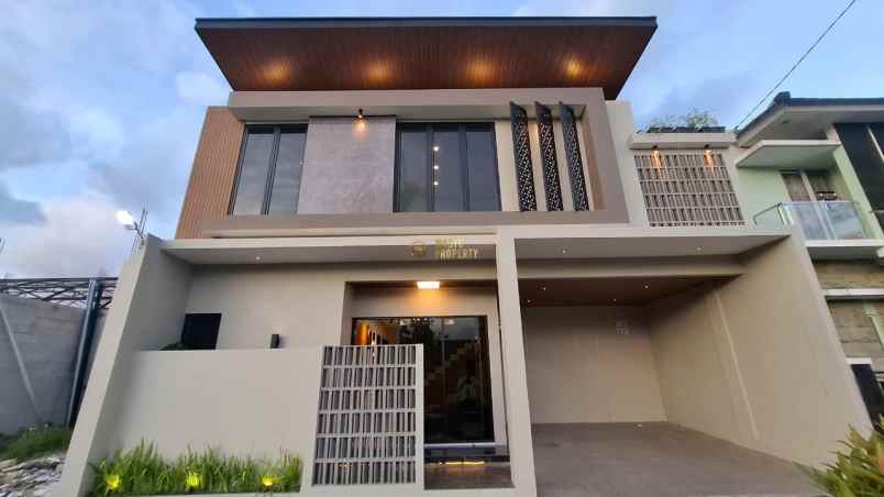 dijual rumah baturetno