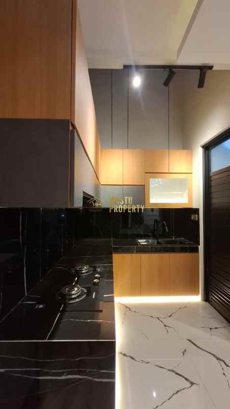 dijual rumah baturetno