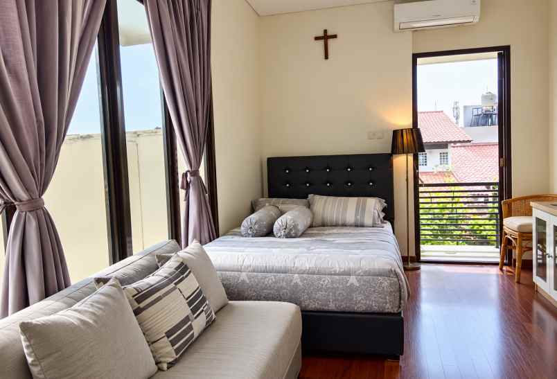 dijual rumah bintaro pesanggrahan
