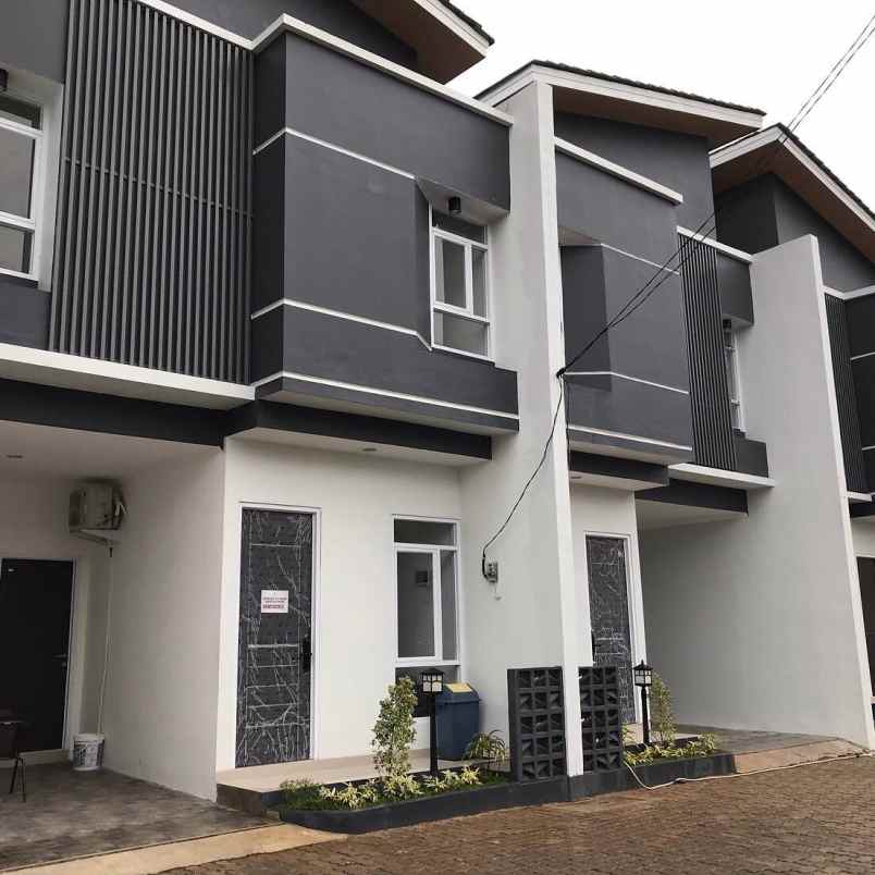 dijual rumah bintaro sektor 9