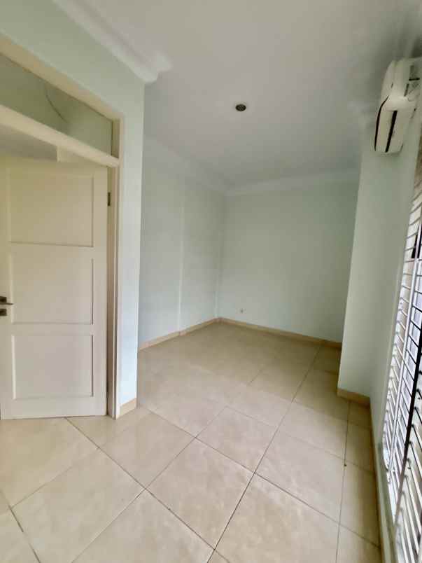 dijual rumah bukit golf riverside cibubur
