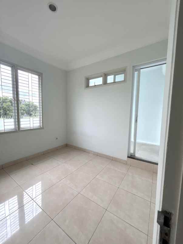 dijual rumah bukit golf riverside cibubur