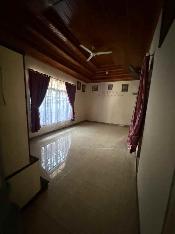 dijual rumah bulatan dijalan kapur tampan pekanbaru