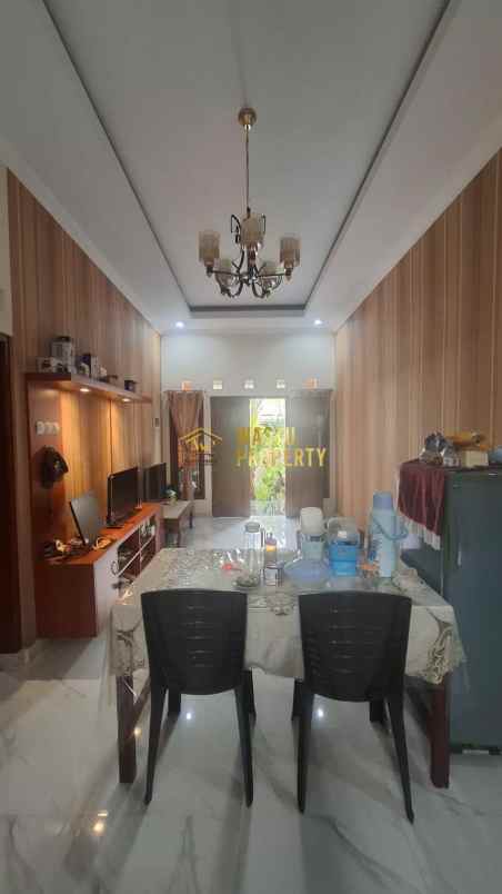 dijual rumah caturtunggal