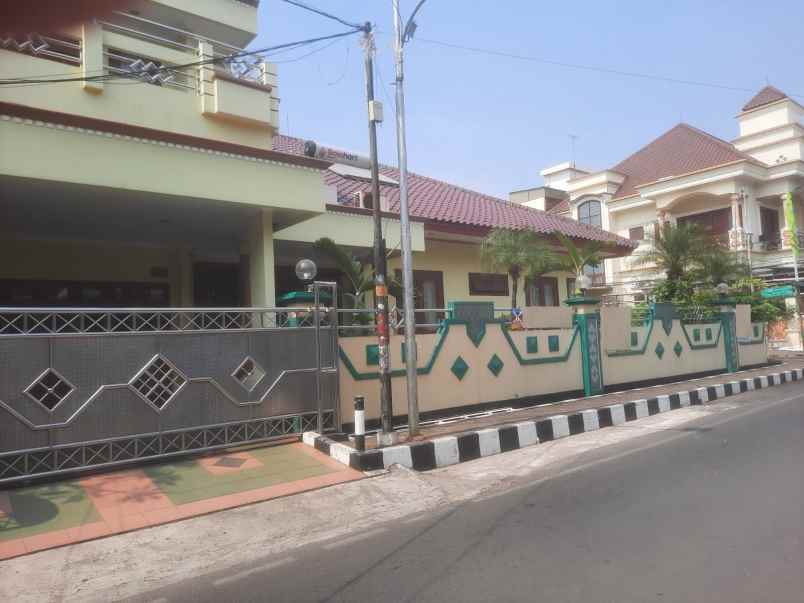 dijual rumah cempaka putih tengah