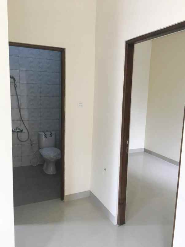 dijual rumah ciganitri