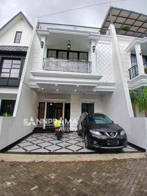 dijual rumah ciganjur