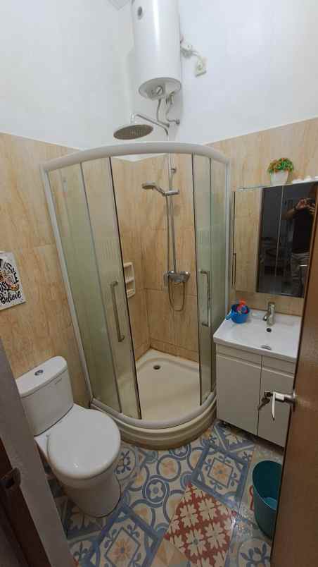 dijual rumah cikas galaxy bekasi selatan