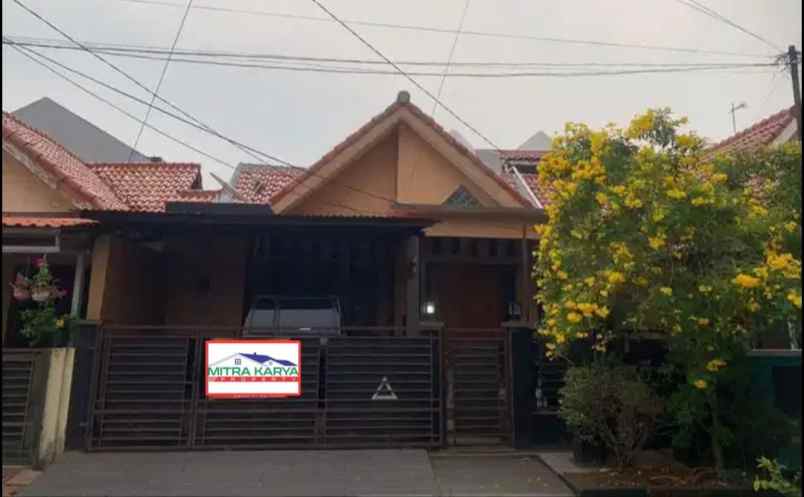 dijual rumah cikas galaxy bekasi selatan