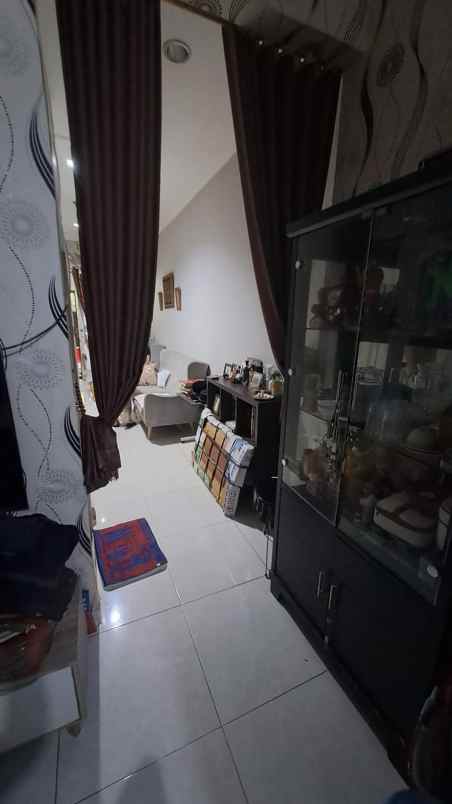 dijual rumah cikas galaxy bekasi selatan