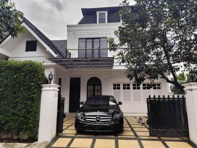 dijual rumah cilandak barat