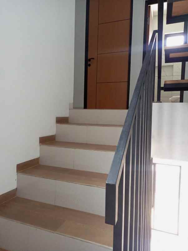 dijual rumah cilodong depok jawa barat