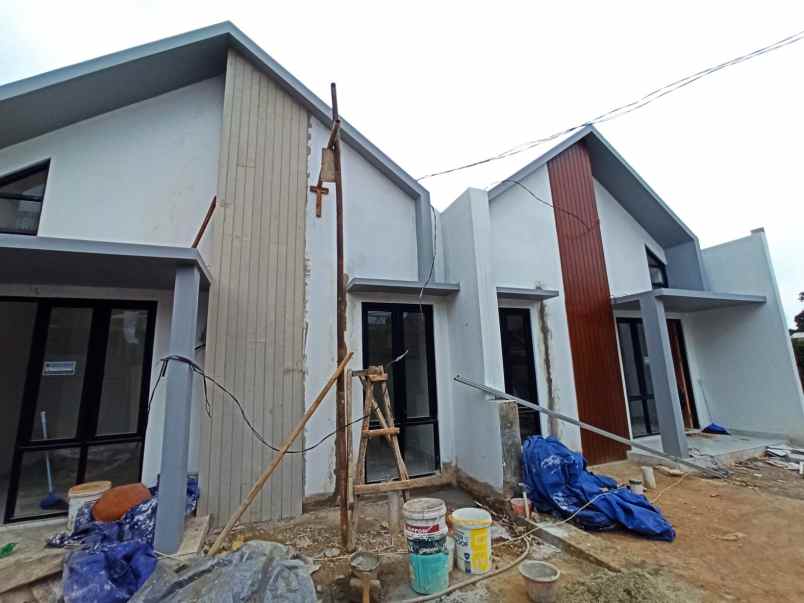 dijual rumah cipayung depok