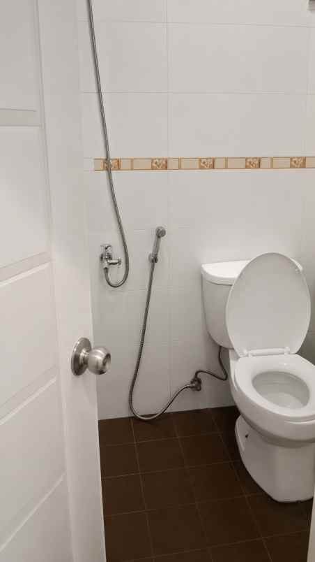 dijual rumah cipayung depok