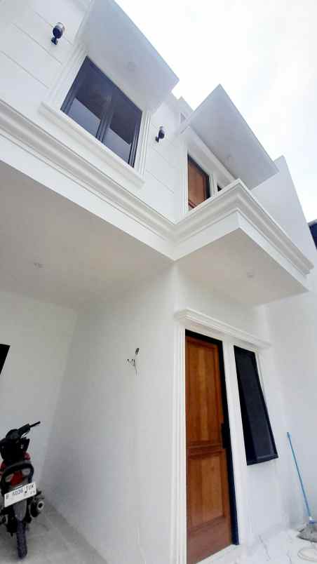 dijual rumah cipayung jakarta timur