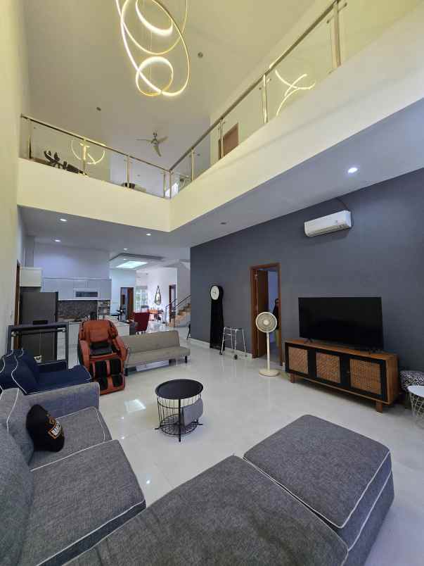 dijual rumah cipinang kebembem