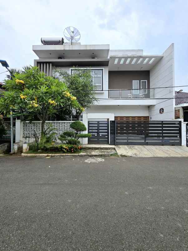 dijual rumah cipinang kebembem