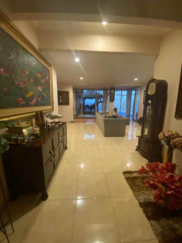 dijual rumah ciputat