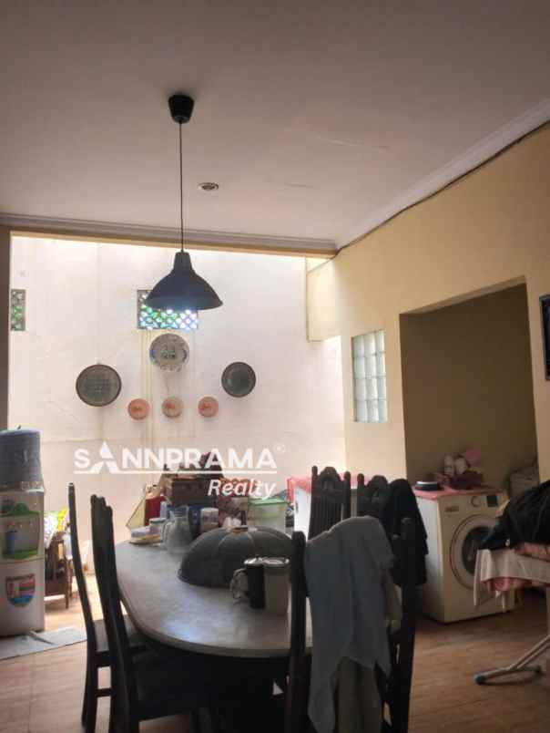 dijual rumah ciracas