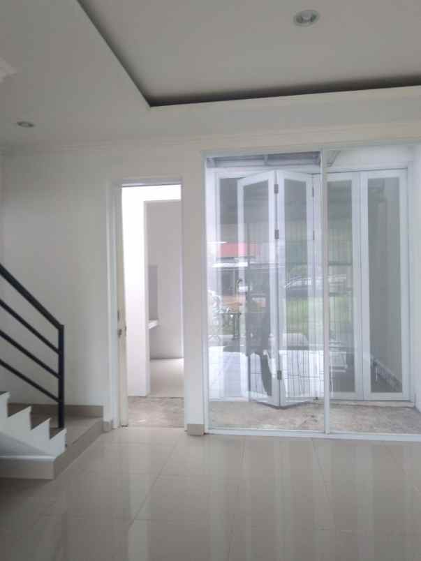 dijual rumah ciracas jakarta timur