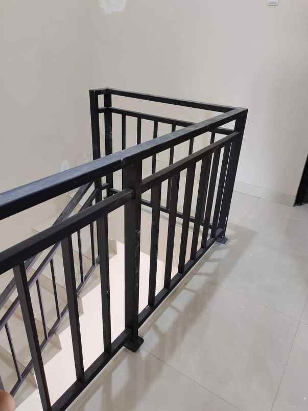 dijual rumah cisaranten kulon