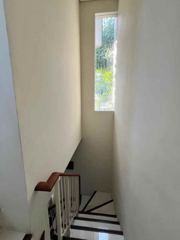 dijual rumah citraland northwest lake