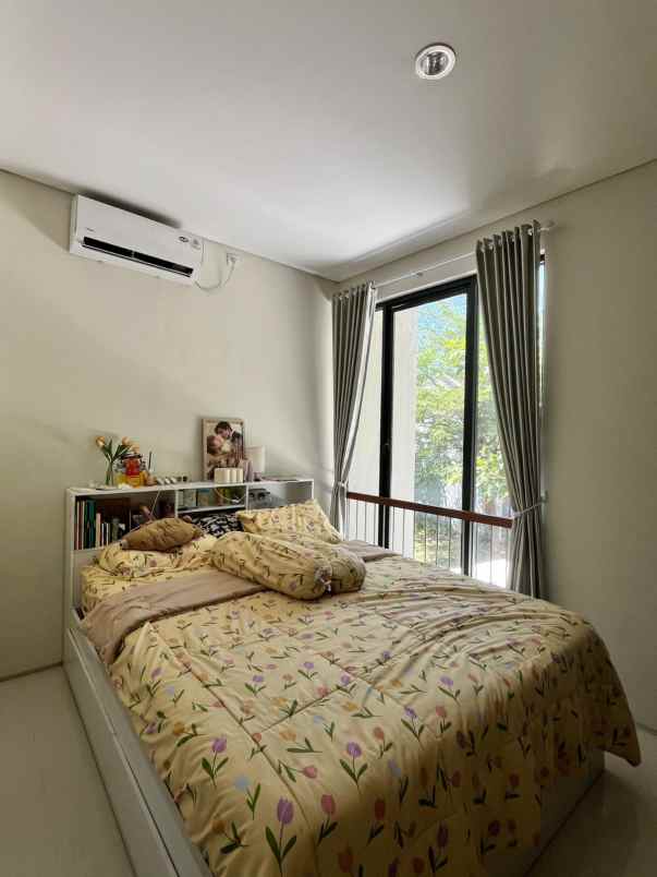 dijual rumah citraland northwest lake