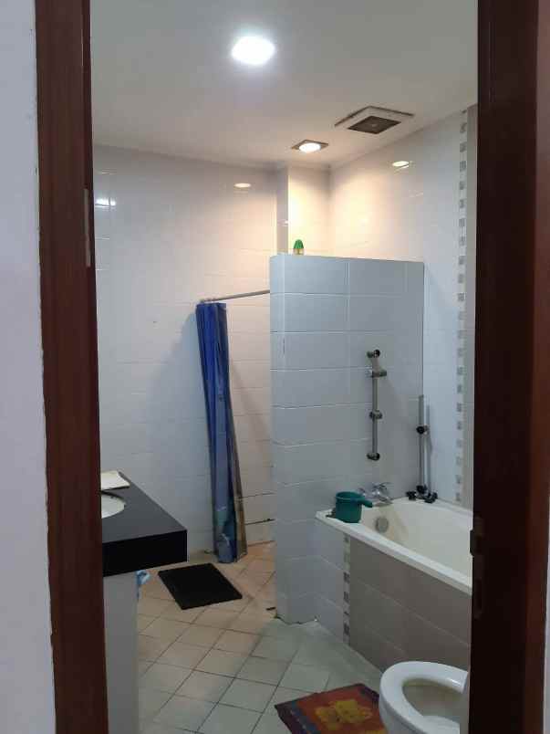 dijual rumah ciwaruga