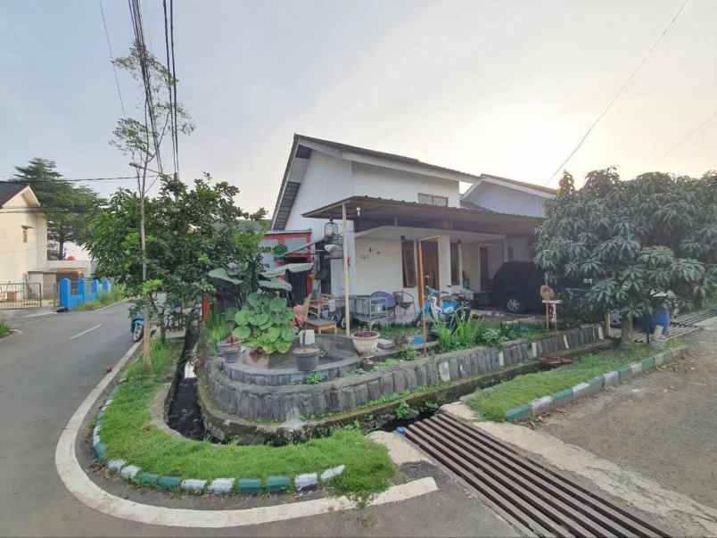 dijual rumah ciwastra