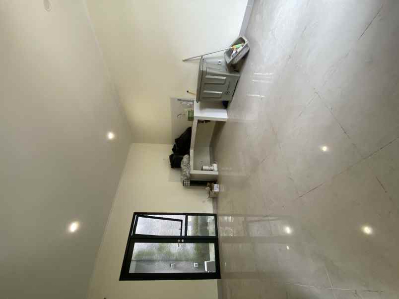 dijual rumah cluster baroni symphonia