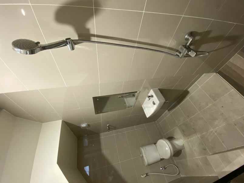 dijual rumah cluster baroni symphonia