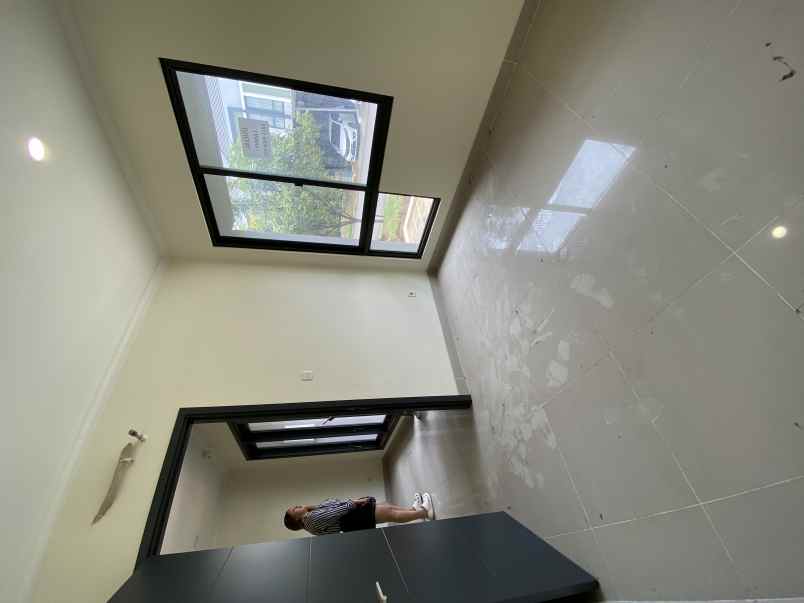 dijual rumah cluster baroni symphonia