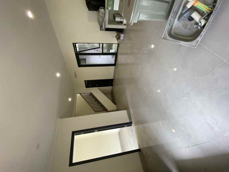 dijual rumah cluster baroni symphonia