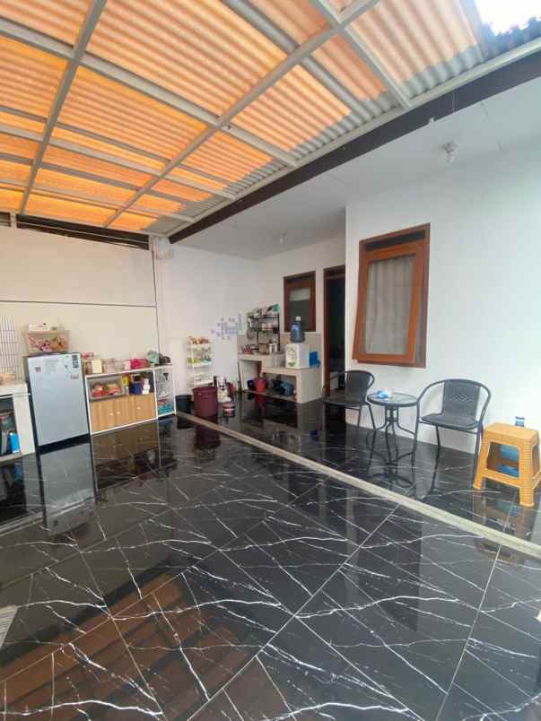 dijual rumah cluster derwati mas estate