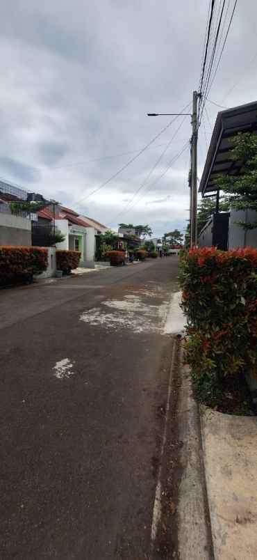 dijual rumah cluster derwati mas estate