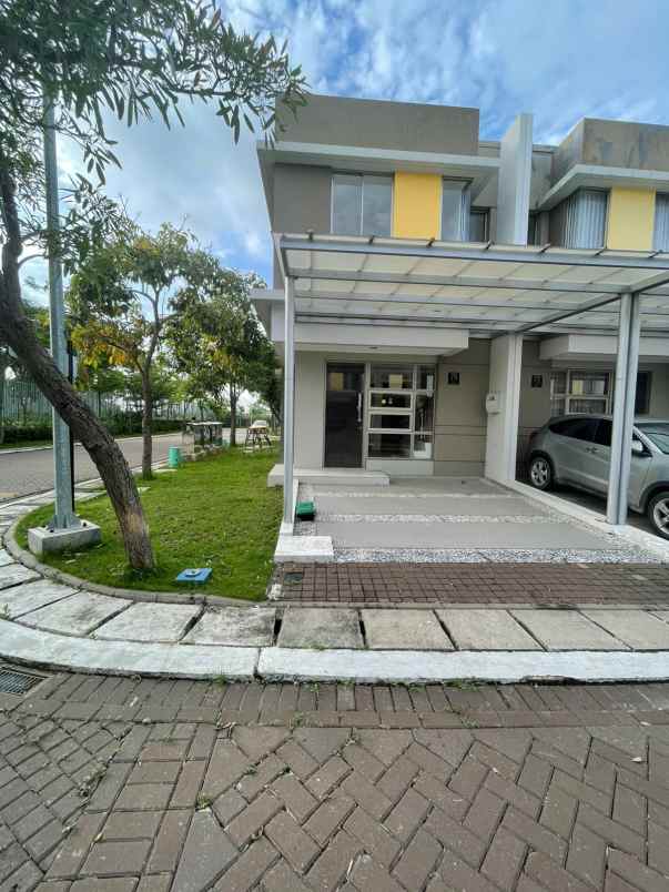 dijual rumah cluster hawai pik2