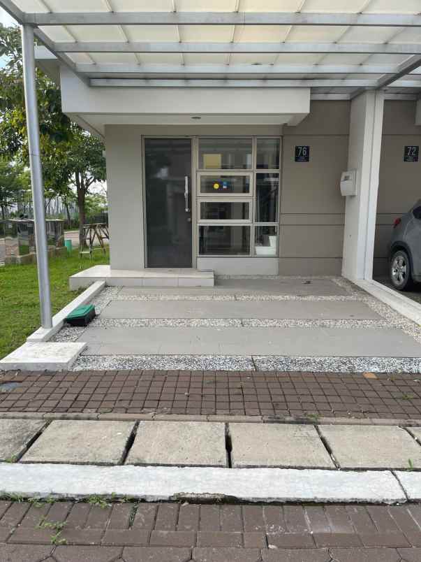 dijual rumah cluster hawai pik2